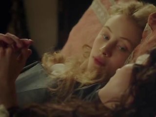 Malin buska, sarah gadon - the dāma karalis (2015)