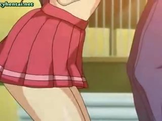 Pollastrella hentai prende schizzo tiro su suo tettone