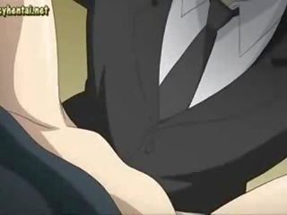 Hentai pollastrella prende suo micio fingered