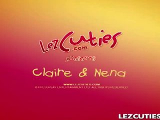 Lez cuties: lesbian remaja dua mainan fuck