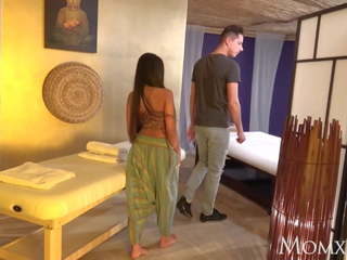 Mom Thai Massage and randy xxx movie with passionate Asian.