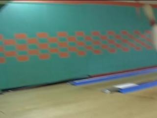 Bowling szex: ingyenes leszbikus hd felnőtt csipesz mov 70