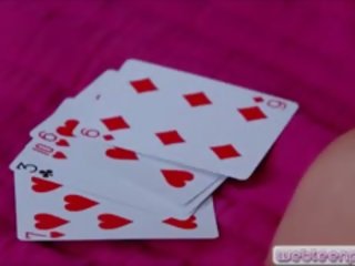 Rozbieranie poker obroty w za 3kąt lesbosex